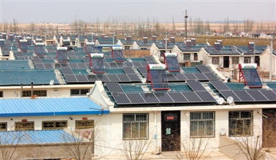 福建永安市通過發(fā)展光伏發(fā)電增收項(xiàng)目和養(yǎng)蜂產(chǎn)業(yè)致富