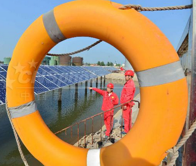 我國首個在油氣集輸站建設(shè)的光伏發(fā)電站投運(yùn)成功