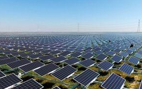 今年上半年光伏“搶裝潮”呈現(xiàn)新特點(diǎn):時(shí)間較晚 供需吃緊