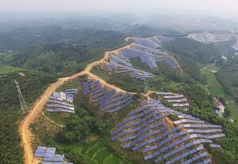 安徽光伏扶貧電站全部實(shí)現(xiàn)并網(wǎng)發(fā)電！