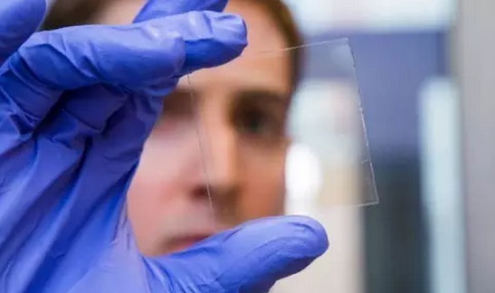 普林斯頓研發(fā)太陽(yáng)能自供電智能窗戶系統(tǒng)，用戶或可用手機(jī)調(diào)節(jié)窗戶顏色