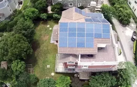 雷擊、暴雨、冰雹光伏電站三大殺手，用戶不早預(yù)防損失是致命的！