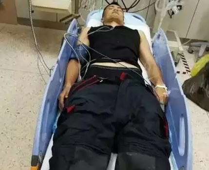 又雙叒叕現(xiàn)火災(zāi)！為撲救晶澳大火，消防戰(zhàn)士連續(xù)作戰(zhàn)累暈現(xiàn)場(chǎng)