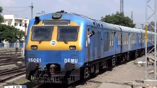 名不副實(shí)的印度太陽能火車?