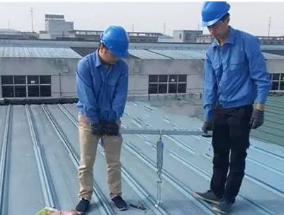 如何做拉拔實驗保證光伏組件不被吹翻？