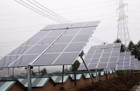 中央領(lǐng)導(dǎo)點(diǎn)贊、地方政府支持，光伏發(fā)電究竟有多火？