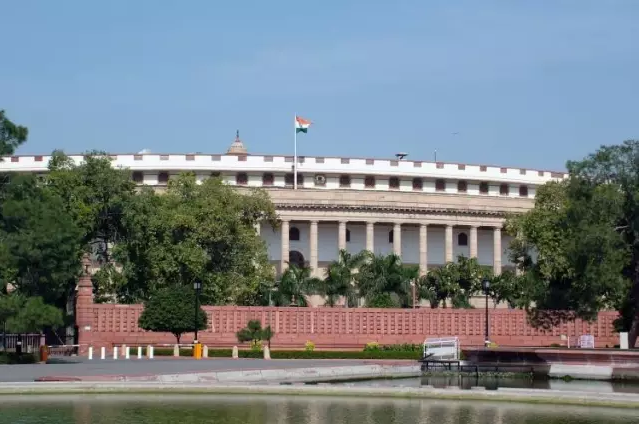 印度將針對中國大陸、臺灣和馬來西亞等市場太陽能電池組件反傾銷應(yīng)訴期限延長至9月12日