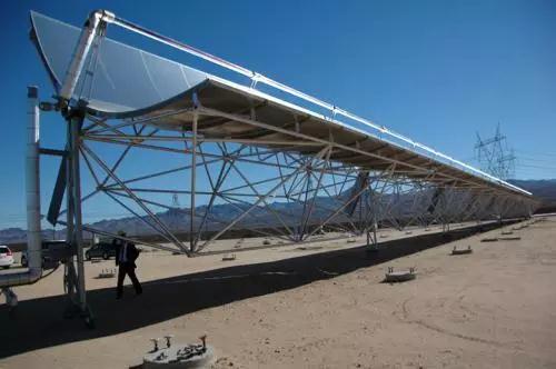 鑒衡認(rèn)證啟動太陽能熱發(fā)電產(chǎn)品認(rèn)證 江蘇中能獲首張認(rèn)證證書