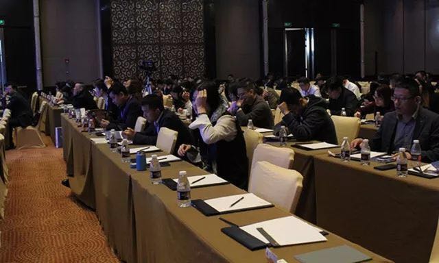 力爭上游，海納百川！2017光伏創(chuàng)新大會，PVTOP50正泰連中三元