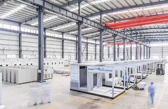 江蘇智臨電氣榮膺2017光伏行業(yè)創(chuàng)新力企業(yè)50強