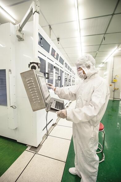 青海光伏產(chǎn)業(yè)&ldquo;光景&rdquo;無(wú)限 光伏&ldquo;硅谷&rdquo;正在崛起