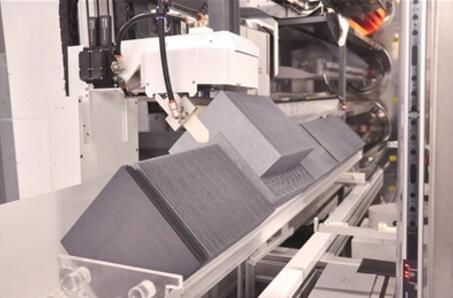 青海光伏產(chǎn)業(yè)&ldquo;光景&rdquo;無(wú)限 光伏&ldquo;硅谷&rdquo;正在崛起