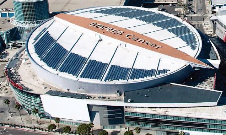 剛剛，科比球衣在屋頂光伏電站下退役！