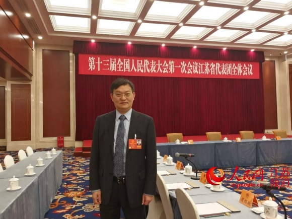 兩會聲音丨昝圣達:加大光伏扶貧推進力度 為貧困戶造血