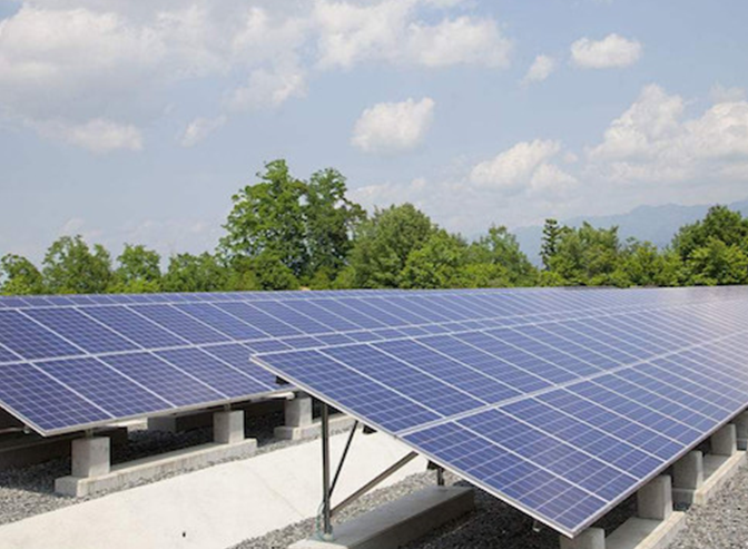 百家知名光伏企業(yè)集聚揚(yáng)中，探討商業(yè)合作模式，推動(dòng)綠色能源發(fā)展