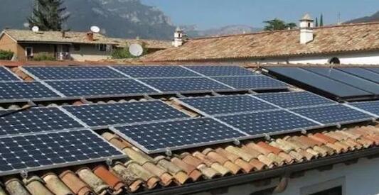 受盡追捧與爭議 家庭光伏發(fā)電吸睛點在哪里？