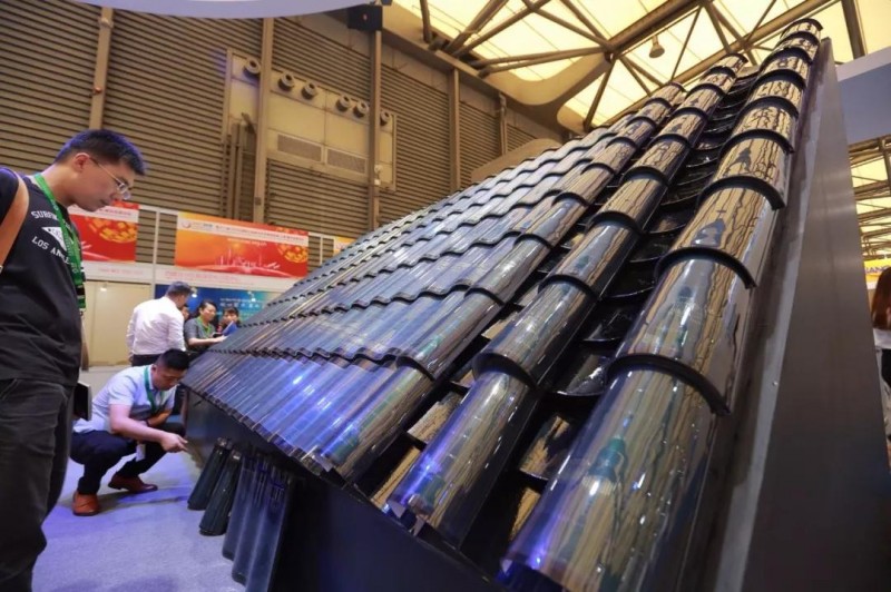 漢能創(chuàng)始人李河君:共同迎接全球移動(dòng)能源時(shí)代到來