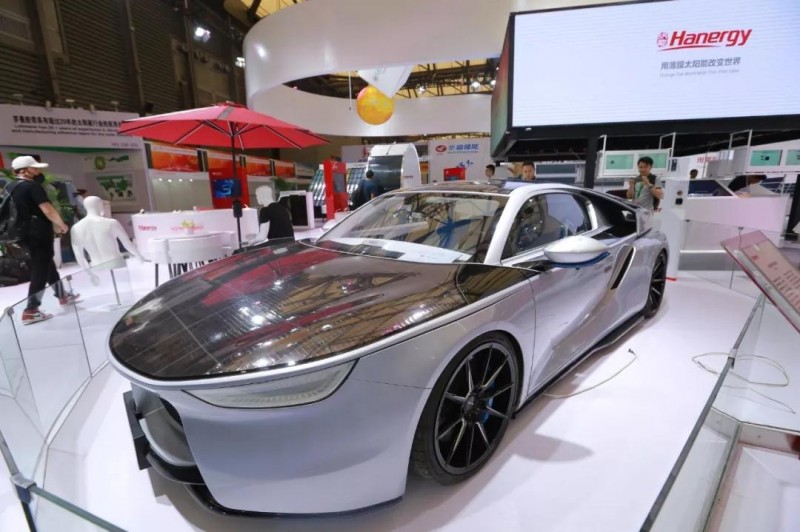 漢能創(chuàng)始人李河君:共同迎接全球移動(dòng)能源時(shí)代到來