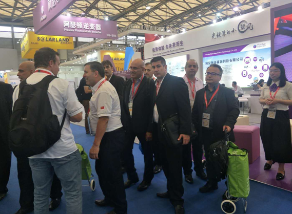 看后起之秀如何征服SNEC展會(huì)，阿瑟頓震撼全場(chǎng)