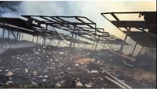 高溫預(yù)警，光伏電站進(jìn)入火災(zāi)高發(fā)期，你家背板扛得住嗎？