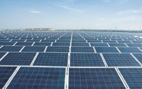 2018年中國光伏產(chǎn)業(yè)資本支出預(yù)計將超100億美元