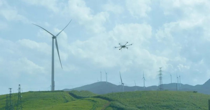 光伏新時(shí)代，運(yùn)維迎未來(lái)：創(chuàng)動(dòng)科技無(wú)人機(jī)亮相分布式光伏電站運(yùn)維大會(huì)