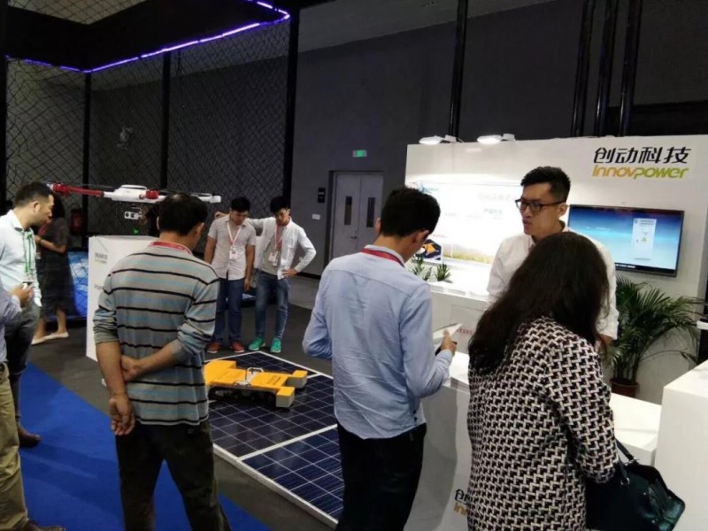 數(shù)字浪潮 智創(chuàng)互聯(lián)：創(chuàng)動(dòng)科技無人機(jī)亮相第四屆中國國際互聯(lián)網(wǎng)+博覽會(huì)